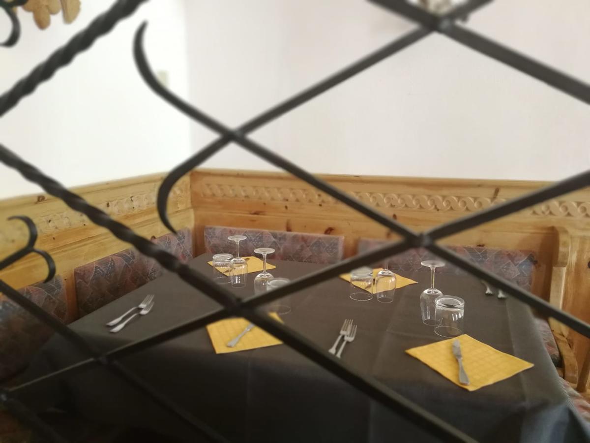 马莱斯韦诺斯塔 Gasthaus Weisskugel酒店 外观 照片