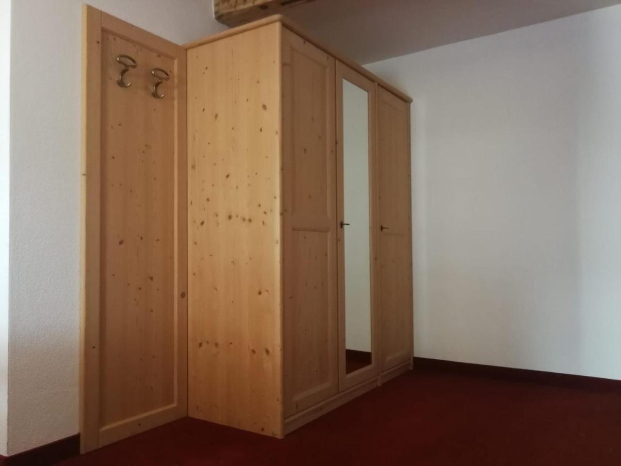 马莱斯韦诺斯塔 Gasthaus Weisskugel酒店 外观 照片
