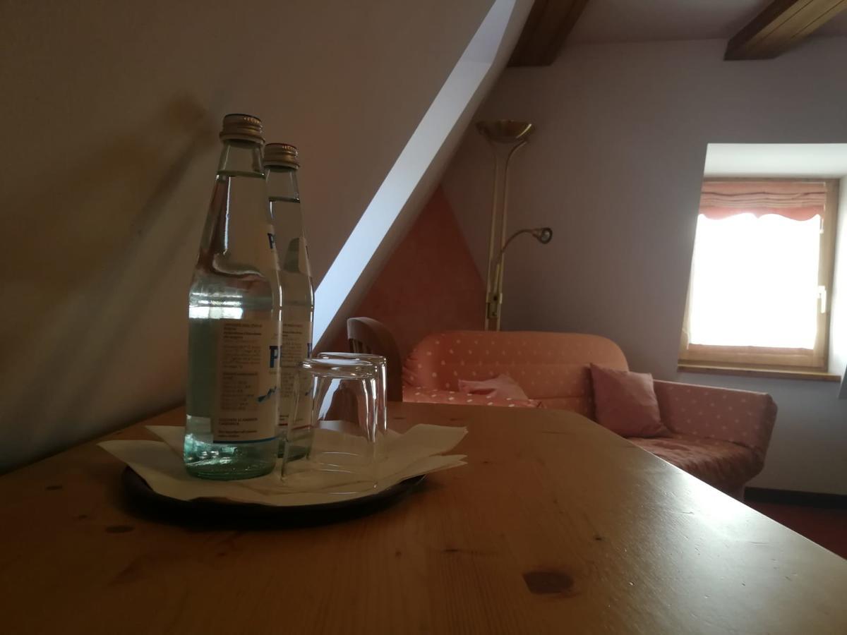 马莱斯韦诺斯塔 Gasthaus Weisskugel酒店 外观 照片