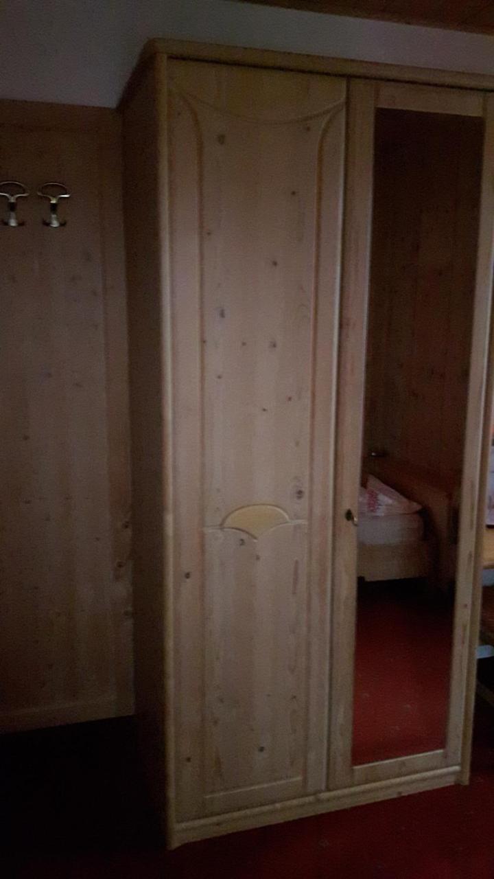 马莱斯韦诺斯塔 Gasthaus Weisskugel酒店 外观 照片